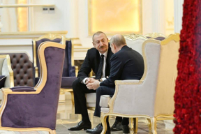 Алиев прогнул Путина, перед которым лебезит Лукашенко